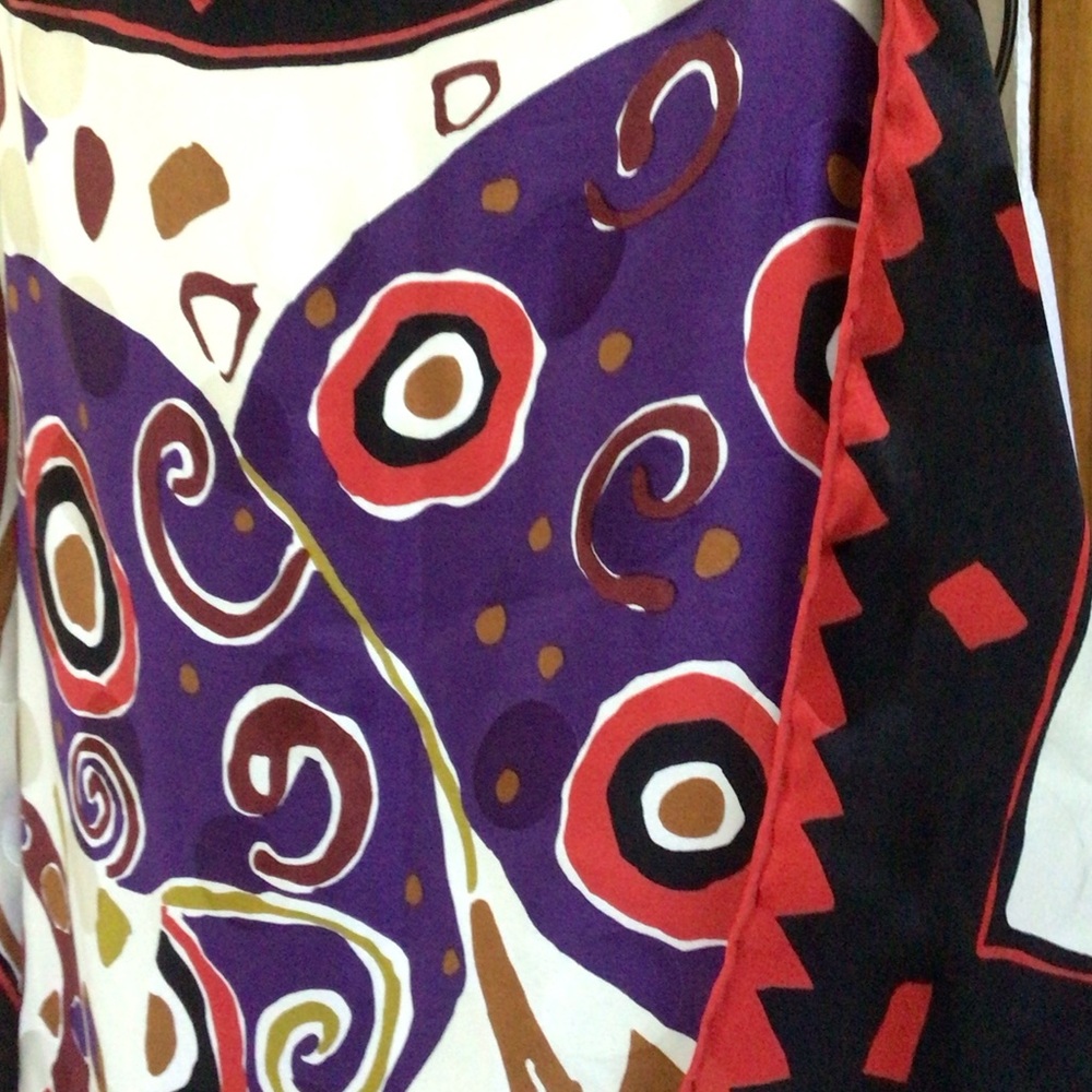 Vintage silk scarf 34”x34” - Picture 3 of 4